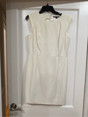 Gianni Bini Cream Sleeveless Midi Sheath Dress